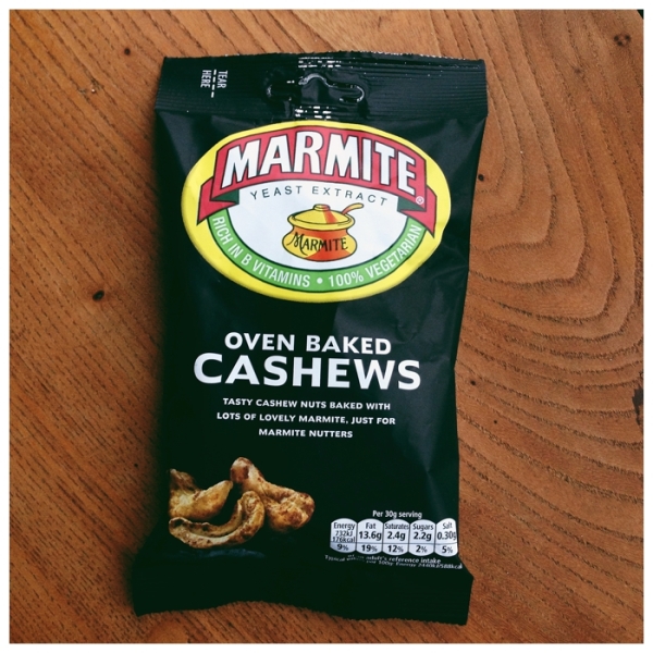 Marmite cashews